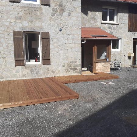 Le Studio Polichinelle Жерарме Экстерьер фото